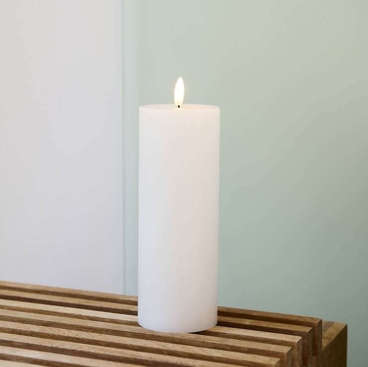 Sirius LED Kerze Sille 7,5 x 20 cm wiederaufladbar weiß