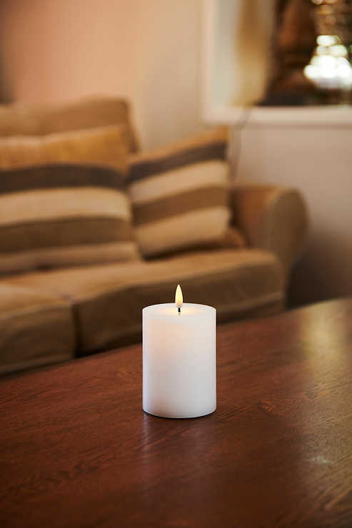 Sirius LED Kerze Sille 7,5 x 10 cm weiß