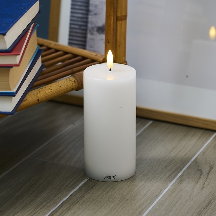 Sirius LED Kerze Sille 7,5 x 15 cm weiß