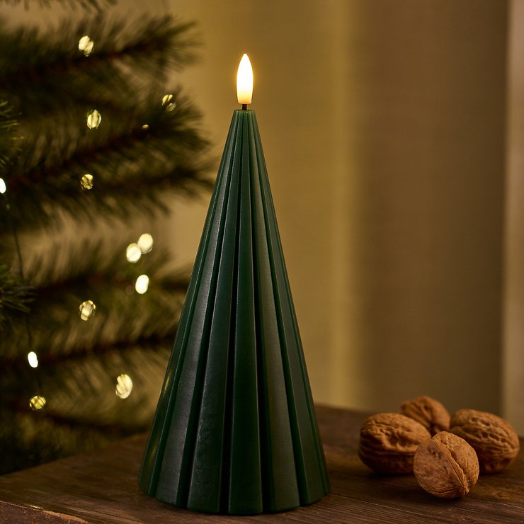 Sirius LED-Kerze Tanne Laura Echtwachs 23 cm grün