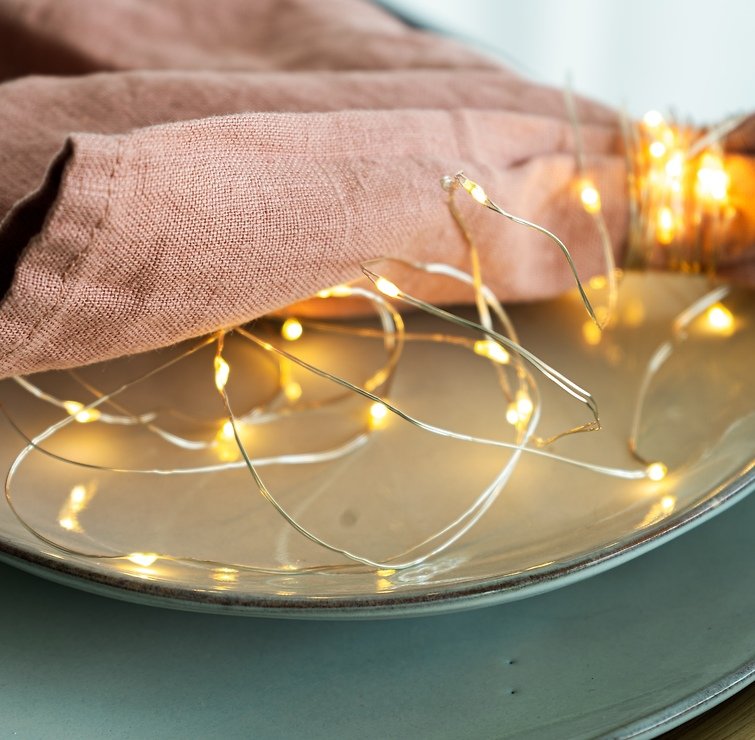 Sirius Lichterkette Knirke 40 LED warmweiß innen 3,9 m batteriebetrieben silber