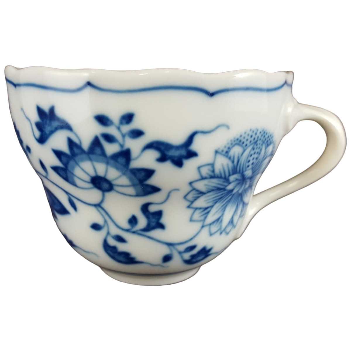 Kaffeetasse Tasse Hutschenreuther Maria Theresia Zwiebelmuster II. Wahl gebraucht - sehr gut