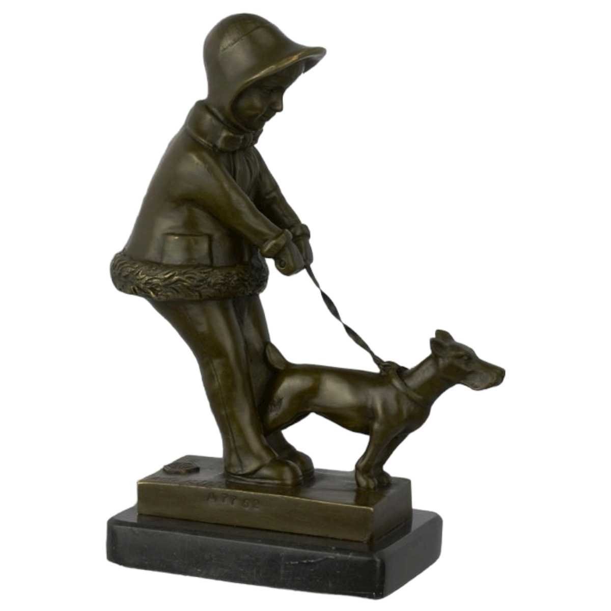 Bronzeskulptur Bronzefigur Mädchen Geht mit Hund Gassi