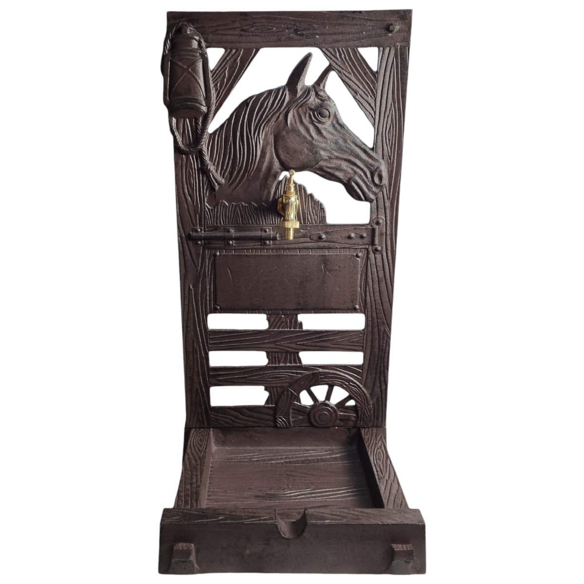 Standbrunnen Pferd Garten