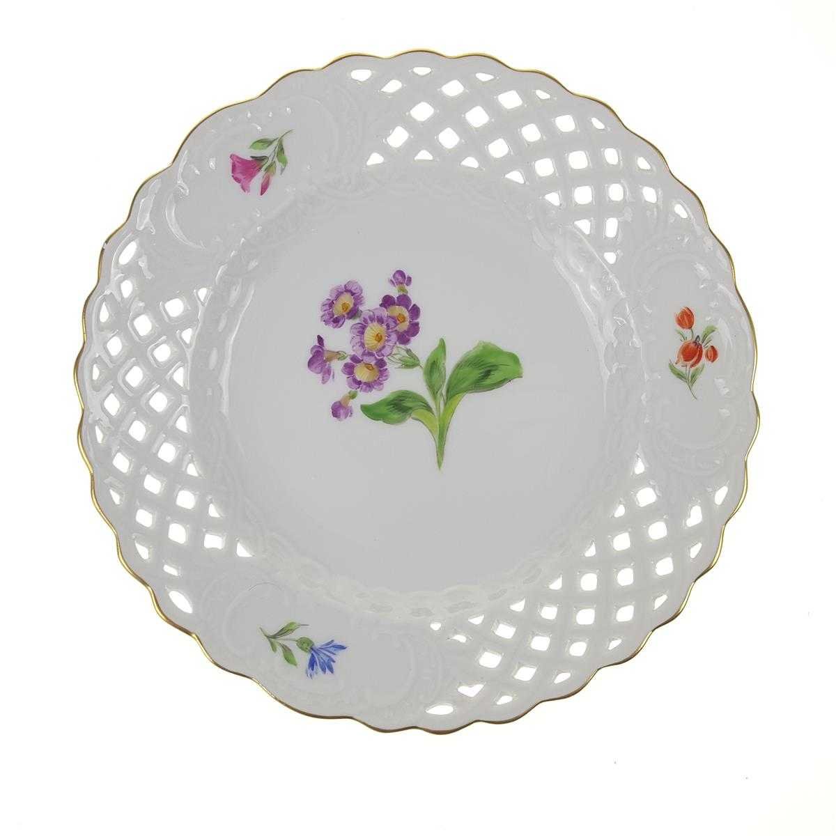 Durchbruchteller Wandteller Durchbrucharbeit Meissen Blumen gebraucht - gut