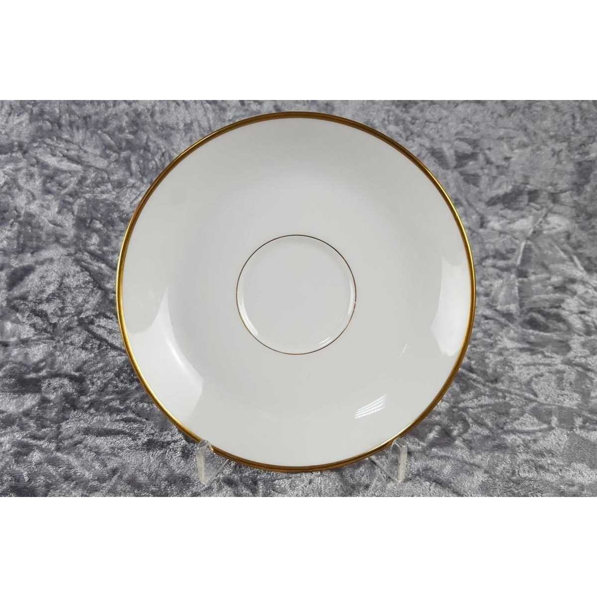 Untertasse für Kaffee Goldrand 14 cm Zeh Scherzer Rillenrelief 1750 gebraucht - akzeptabel