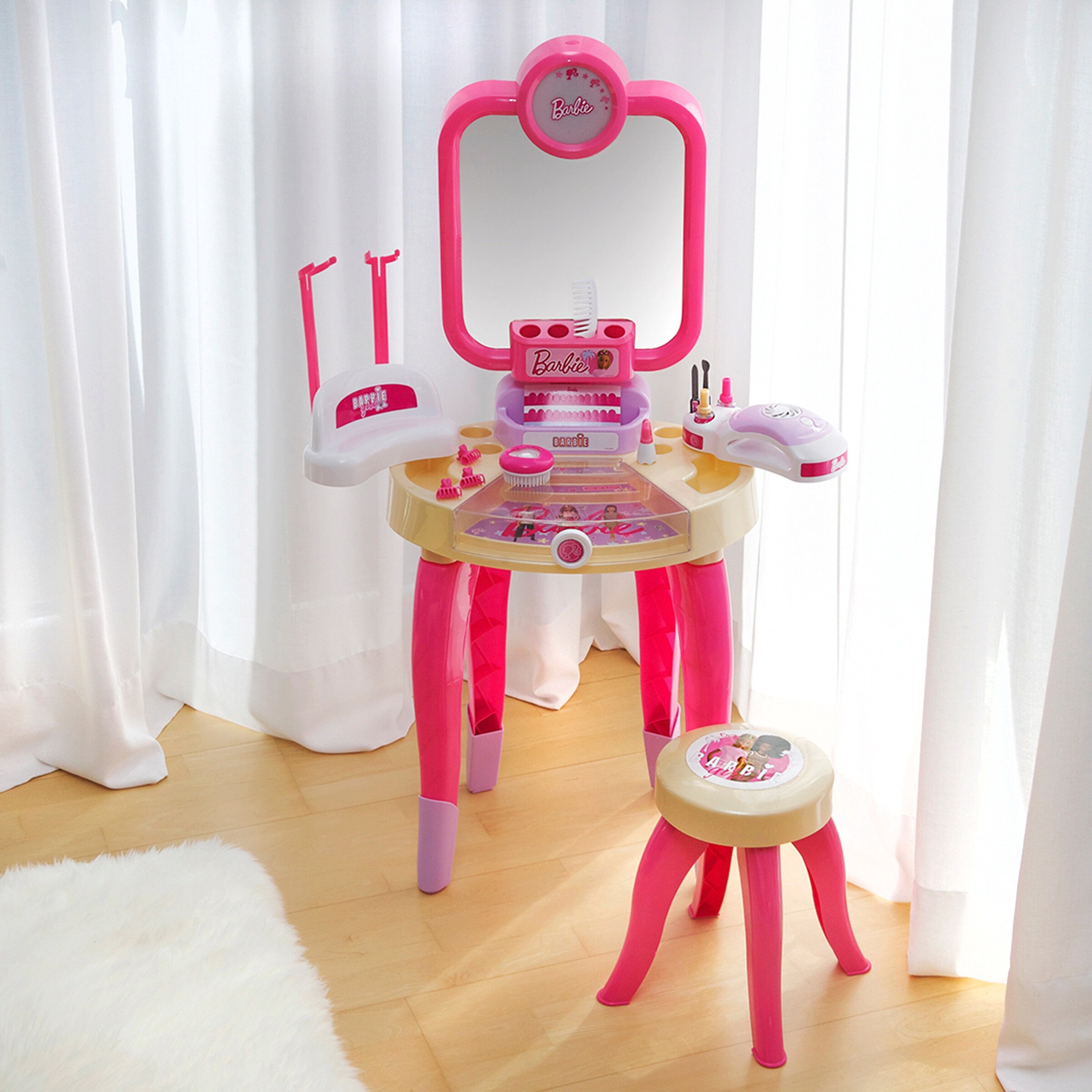 Theo Klein Barbie Schönheitsstudio Happy Vibes mit Nageltrockner