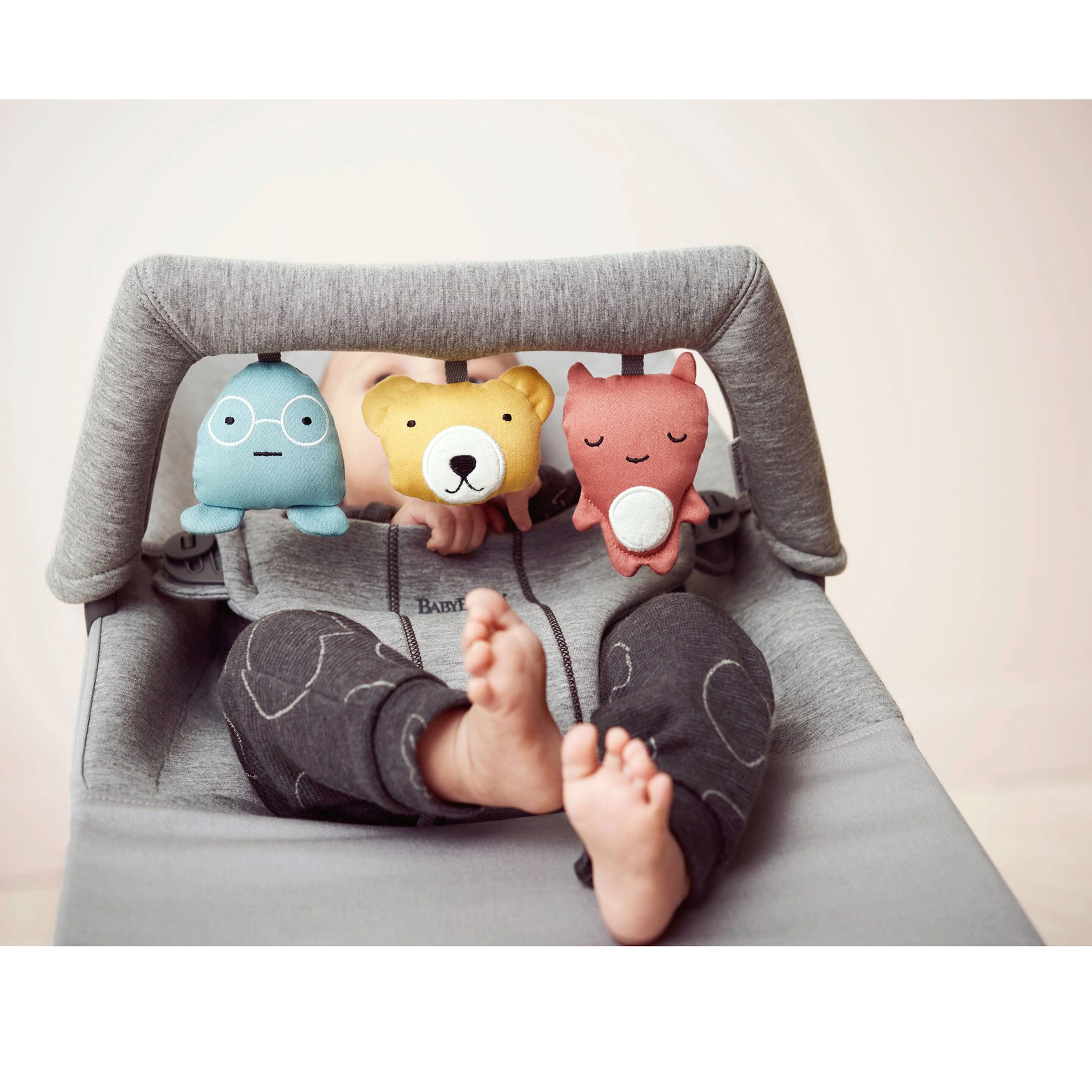 Babybjörn Spielzeug für Babywippe Soft Friends