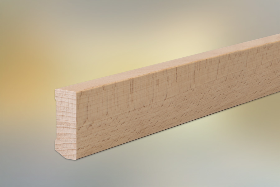 Sockelleisten Buche für Parkett und Massivholzdielen, 40 x 16 mm, Oberkante gerade, klar lackiert, fallende Längen 100 - 290 cm