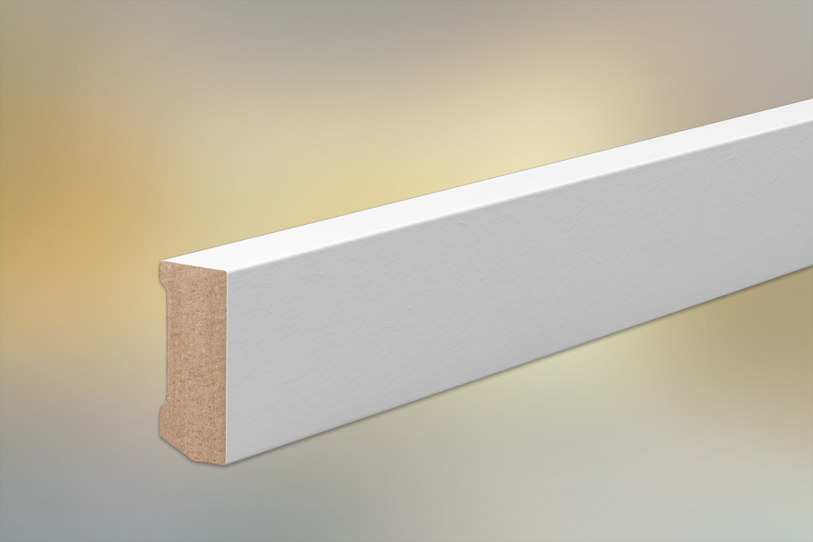 MDF Sockelleisten für Parkett und Massivholzdielen, 40 x 16 mm, Oberkante gerade, weiß lackiert, 240 cm
