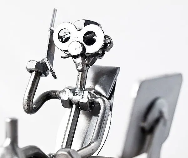 Schraubenmännchen fürs Büro - Stift- und Papierhalter