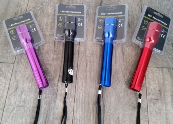 LED Taschenlampe mit 12 LED, Aluminium, farblich sortiert