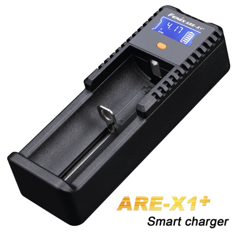 LCD Einschacht-Ladegerät passend für 18650, 26650, 16340, 14500, 10440 Li-Ion Akku