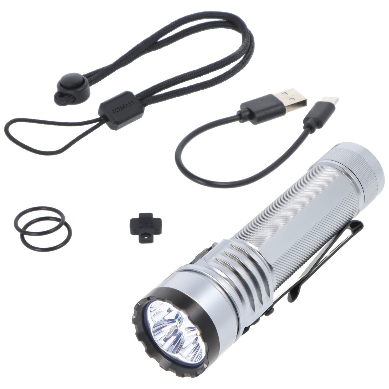 AceBeam E75 Quad Core LED-Taschenlampe, 4500 Lumen, 6.500K, silber