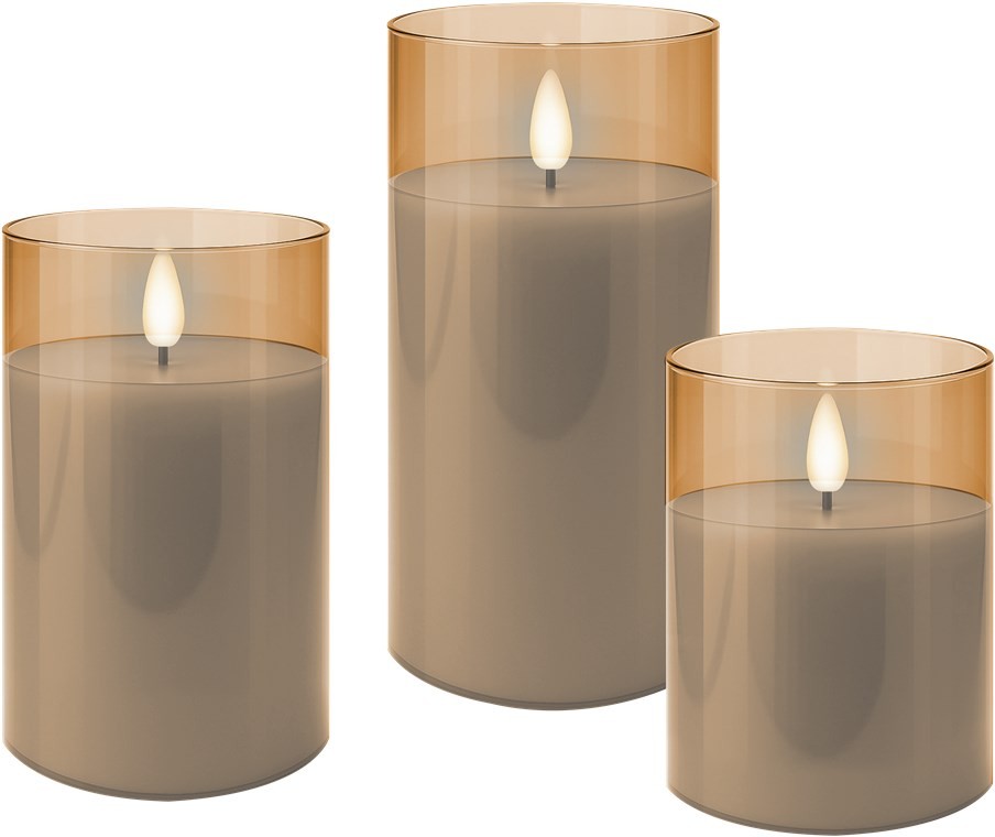 Goobay 3er-Set LED-Echtwachs-Kerzen im Glas, gold-transparent - mit Timerfunktion und 3D-Flammenkegel, batteriebetrieben, warmweiß (2700 K)