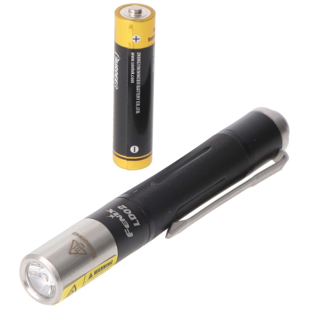 Fenix LD02 V2.0 Cree XQ-E HI LED und UV Licht Taschenlampe