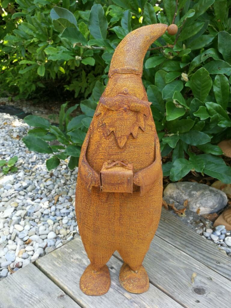 Edelrost 3D Weihnachtsmann mit Geschenk