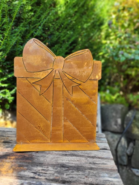 Edelrost Geschenk, Schleife geschlossen