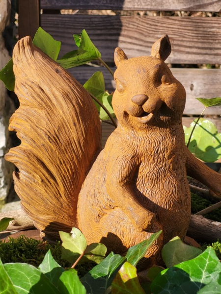 Gusseisen Eichhörnchen, groß