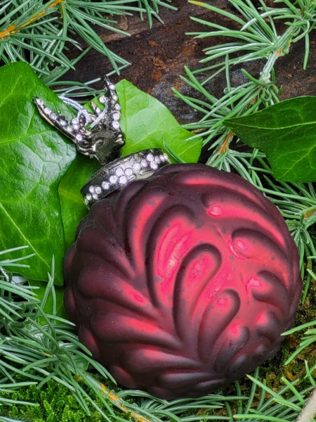 Weihnachtskugel Vitreous mit Hirsch, rot