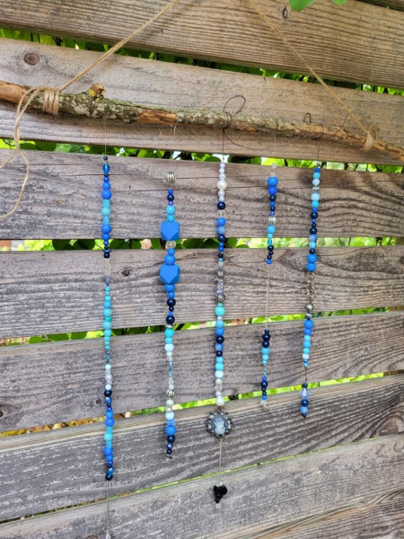 Mobile 'Bahira', blau wie das Meer