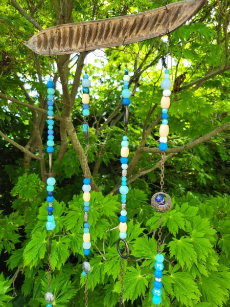 Mobile 'Blaue Stunde', blau-antiksilber