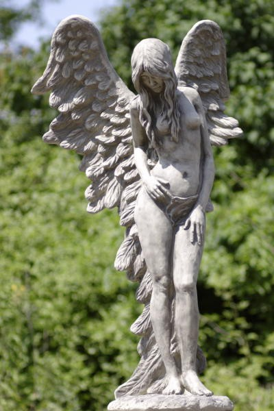 Engel Shekinah aus Steinguss