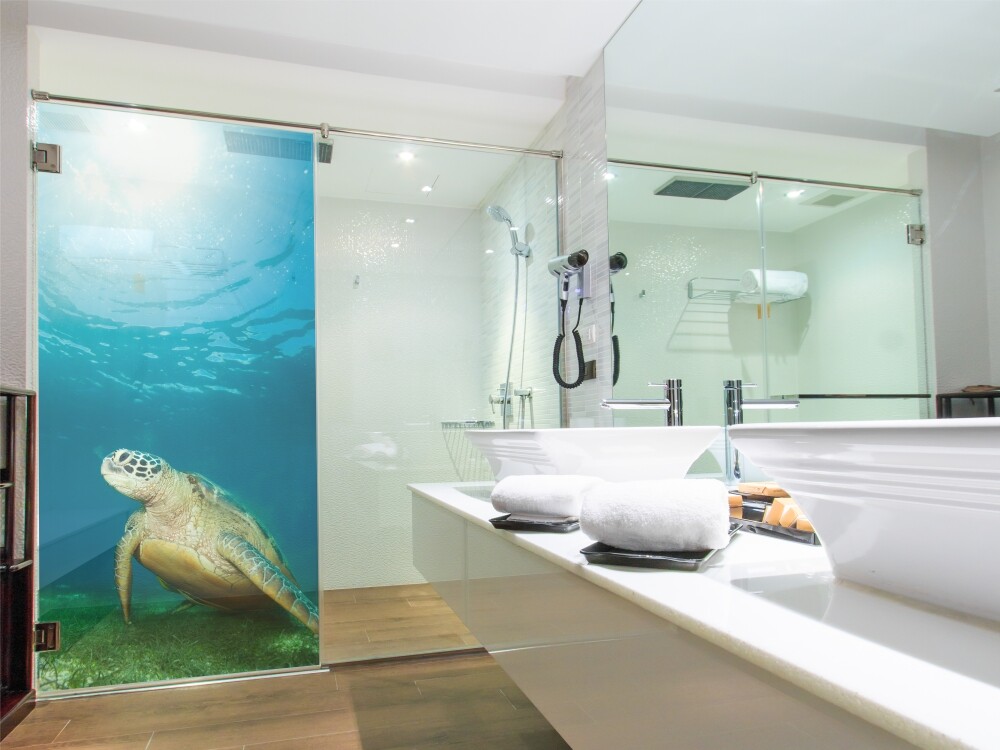 Wasserabweisende Folie für die Dusche