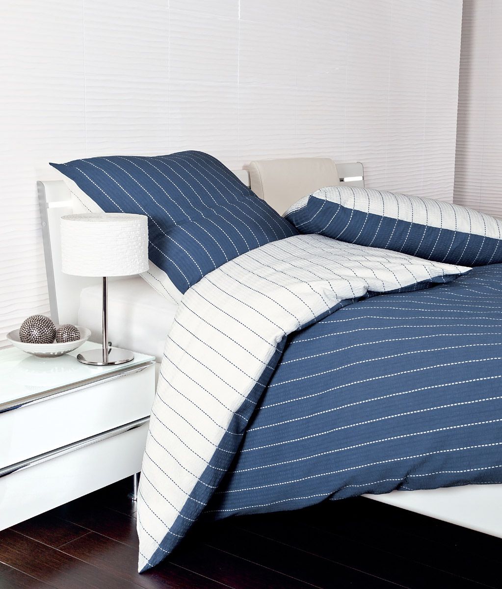 Tango 20020, 200 x 200 + 2 x 80 x 80 cm  Silber