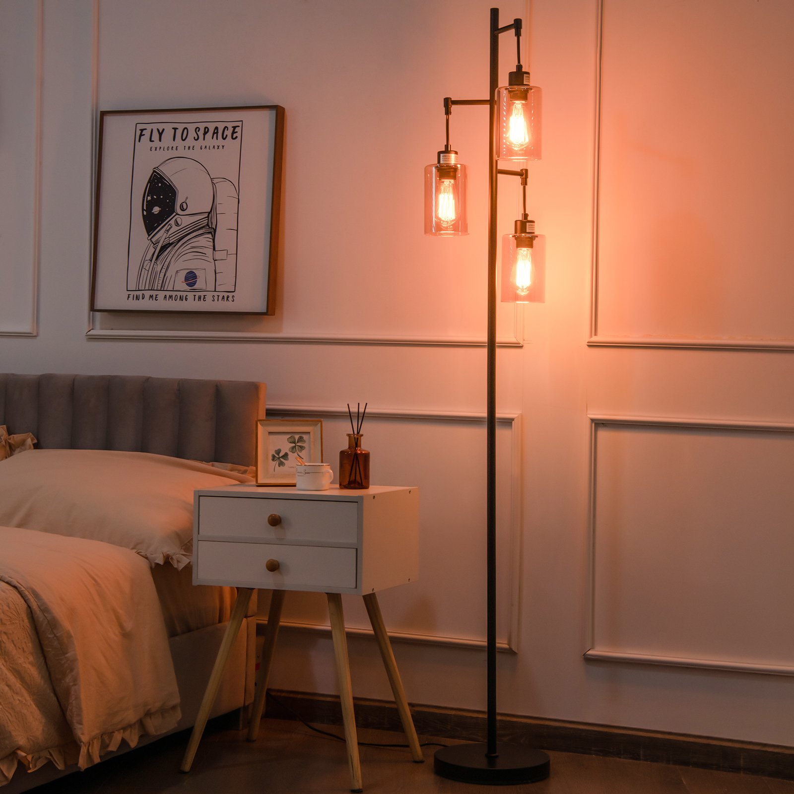 164cm Standleuchte mit 3 Hängenden Braunglasschirmen & Fußschalter & Metallbasis Stehlampe