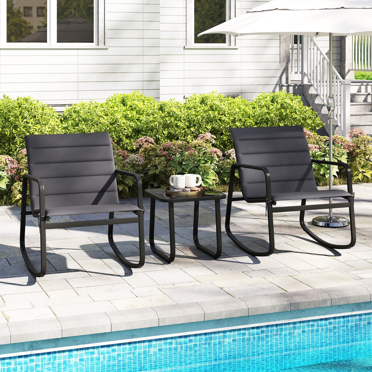3-teiliges Outdoor Schaukel-Bistro-Set 2 Schaukelstühlen mit gehärtetem Glastisch Verandastühle Grau