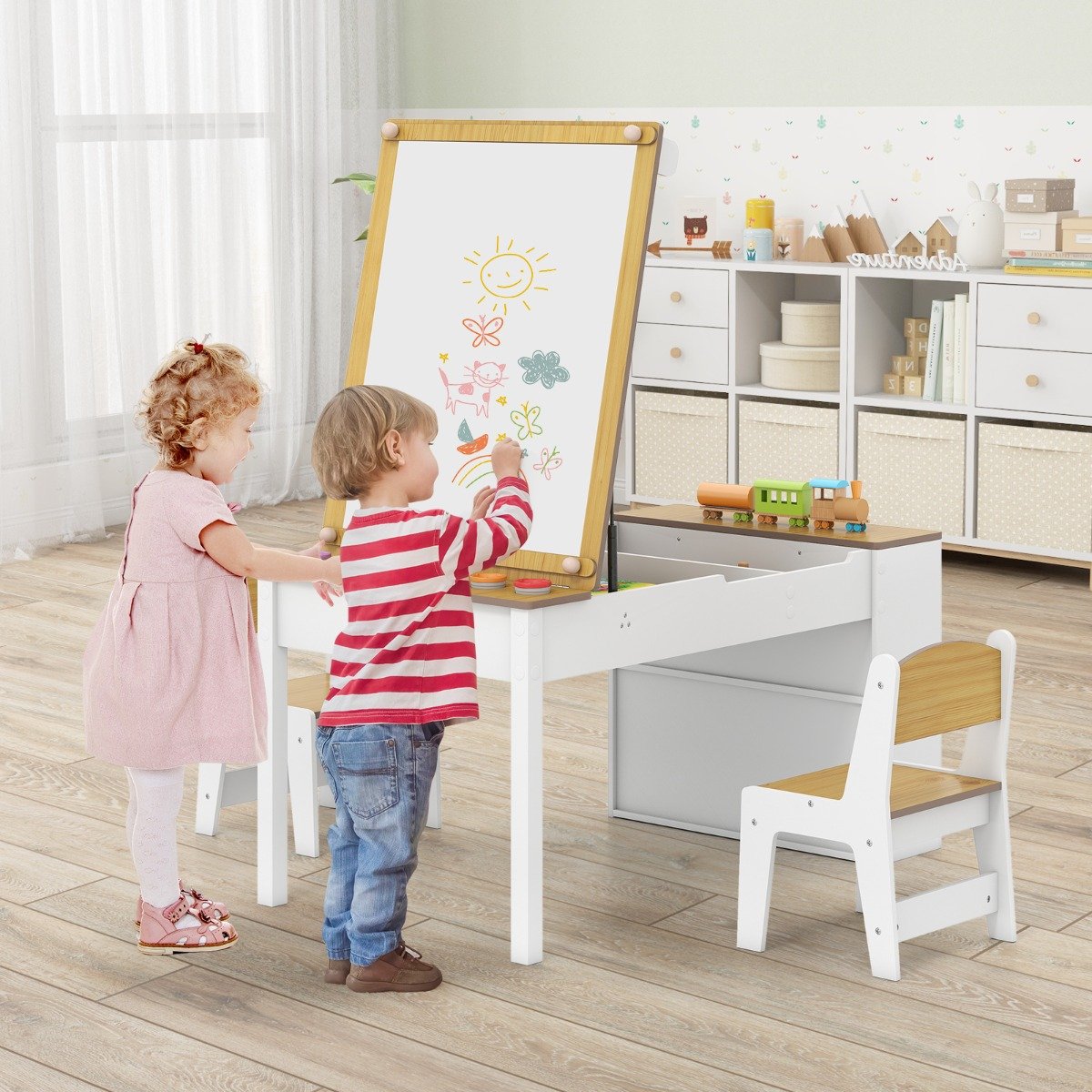 Kinderkunsttisch mit 2 Stuhl & Seitliche Offene Regal aus Holz mit Anhebbarer Tischplatte Natur