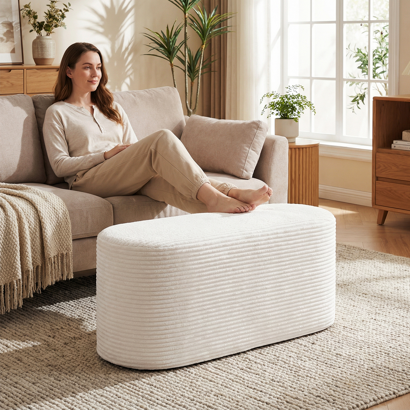 Gepolsterte Ottomane Bank 120 cm Moderner Hocker am Fußende des Bettes mit Cordstoff & Hochdichtem Schaumstoff Beige