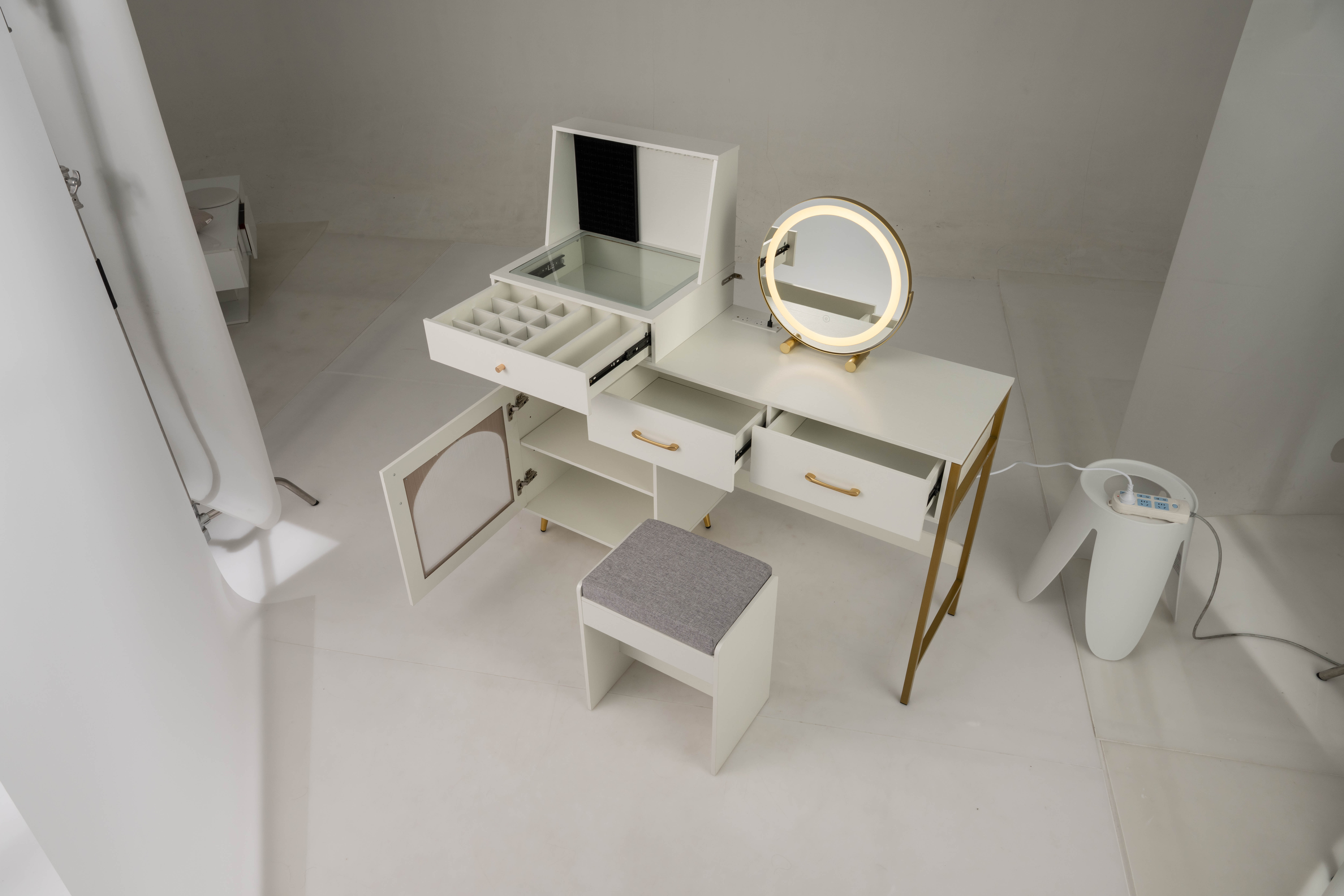 Schminktisch mit LED Spiegel & Hocker & Steckdosen & Schubladen & 120 Ringhalterungen Kosmetiktisch