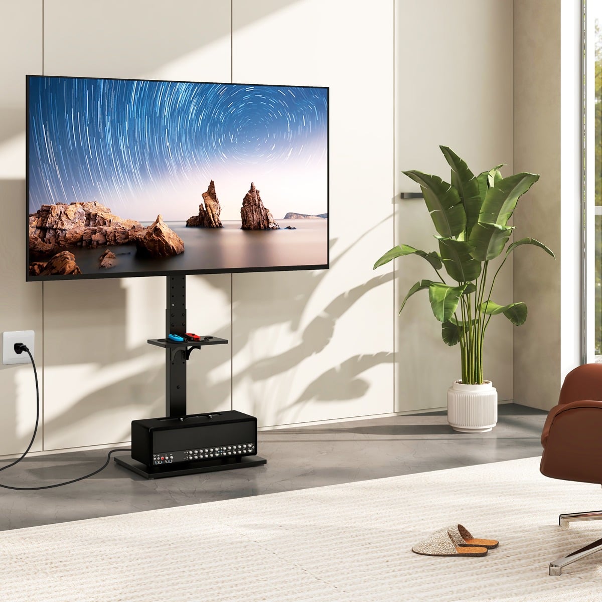 TV Ständer für 32-70 Zoll Flach & Curved Fernseher bis zu 45 KG TV-Standfüße 108-132 cm  höhenverstellbar mit 2 Steckdosen &  USB-  / Type C