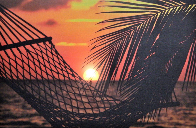 Rivanto® LED Bild mit dem Motiv -Hängematte-, 40 x 60 cm