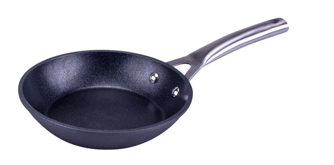 Steuber Mega-Pan Bratpfanne Ø 24 cm für Induktion & Backofen, antihaftbeschichtet, schwarz