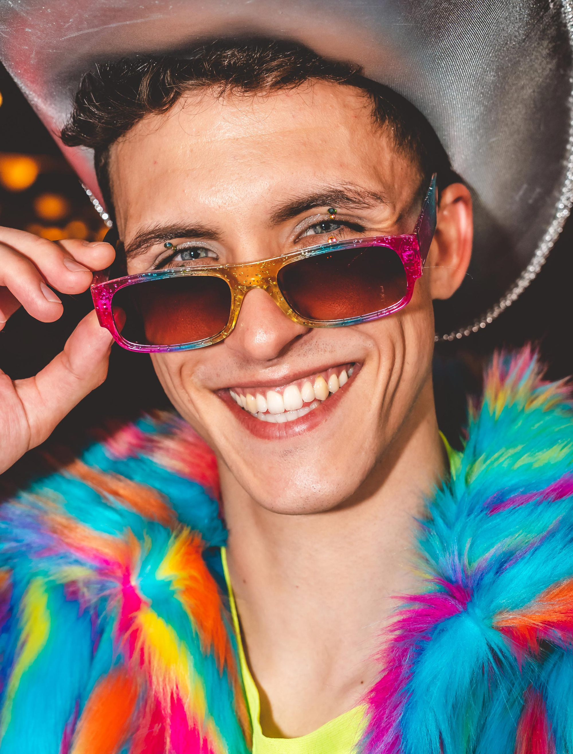 Kostümzubehör Brille Regenbogen Glitzer bunt Farbe: bunt