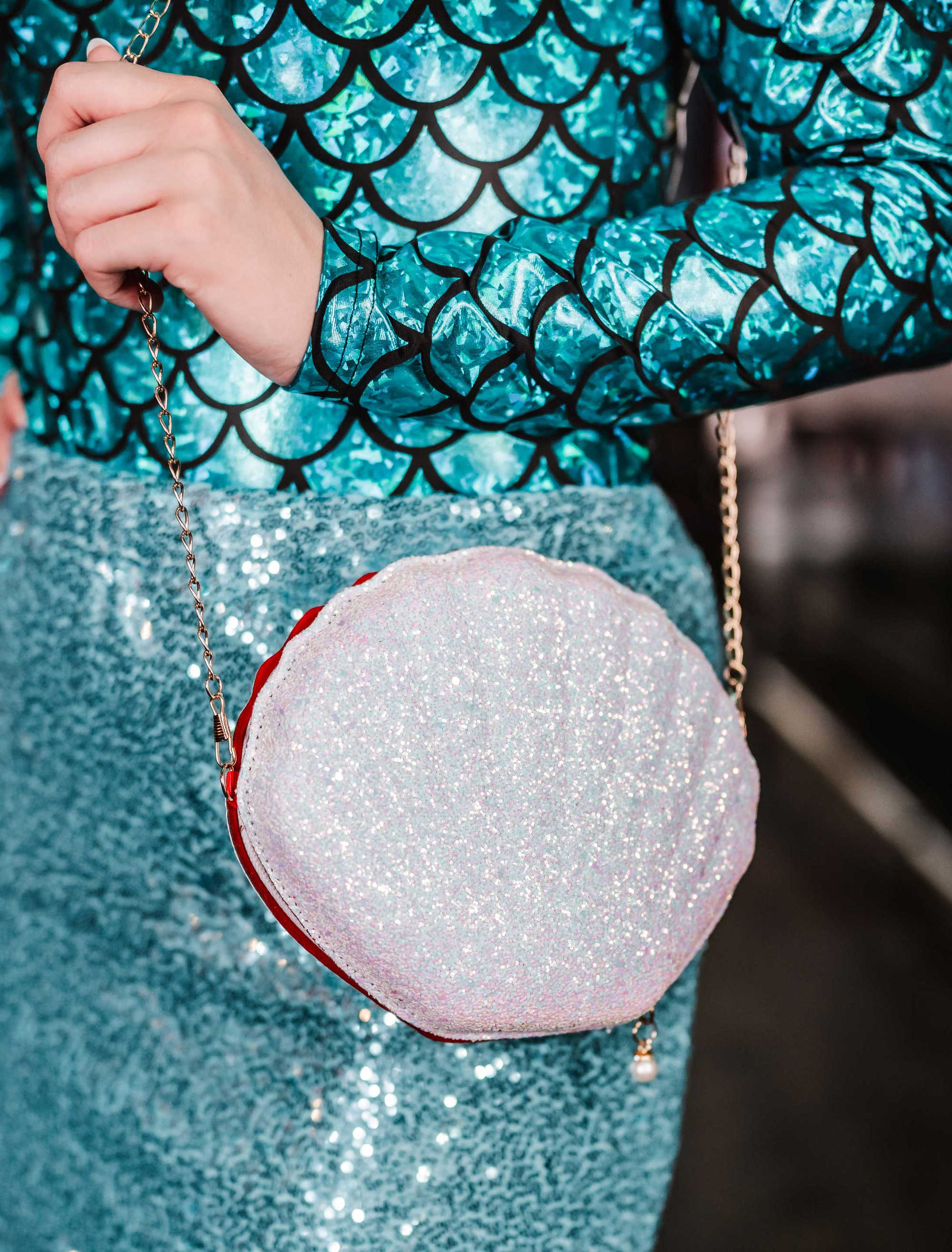 Kostümzubehör Tasche Muschel mit Glitzer weiß