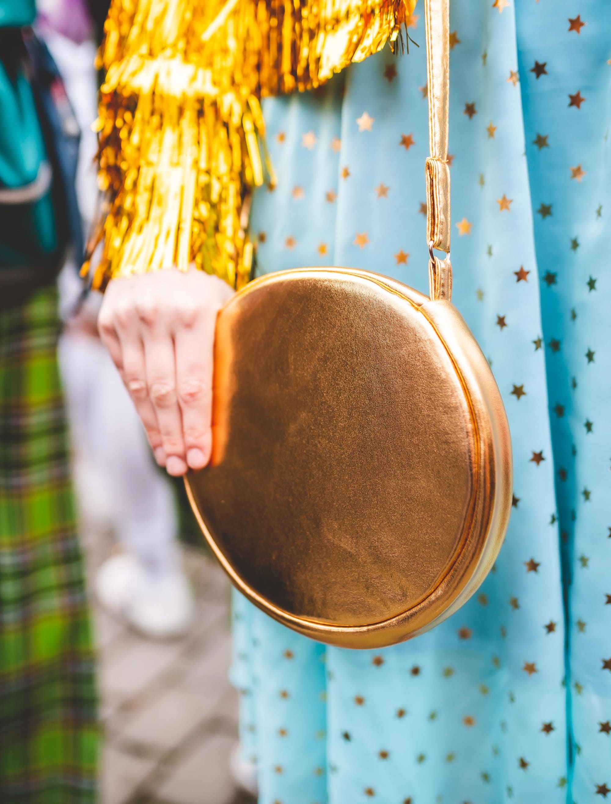 Kostümzubehör Tasche rund gold