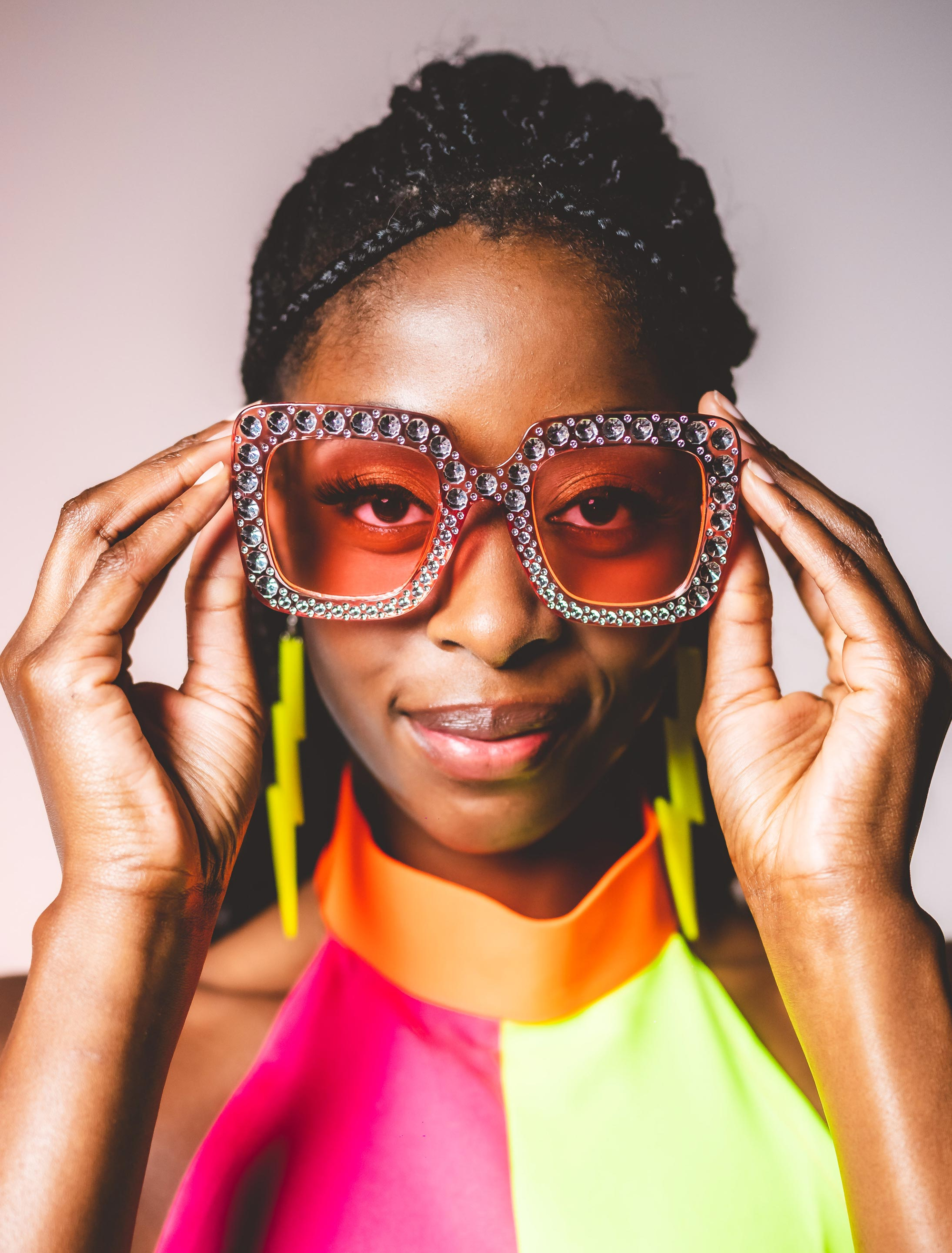 Kostümzubehör Brille eckig mit Strass braun