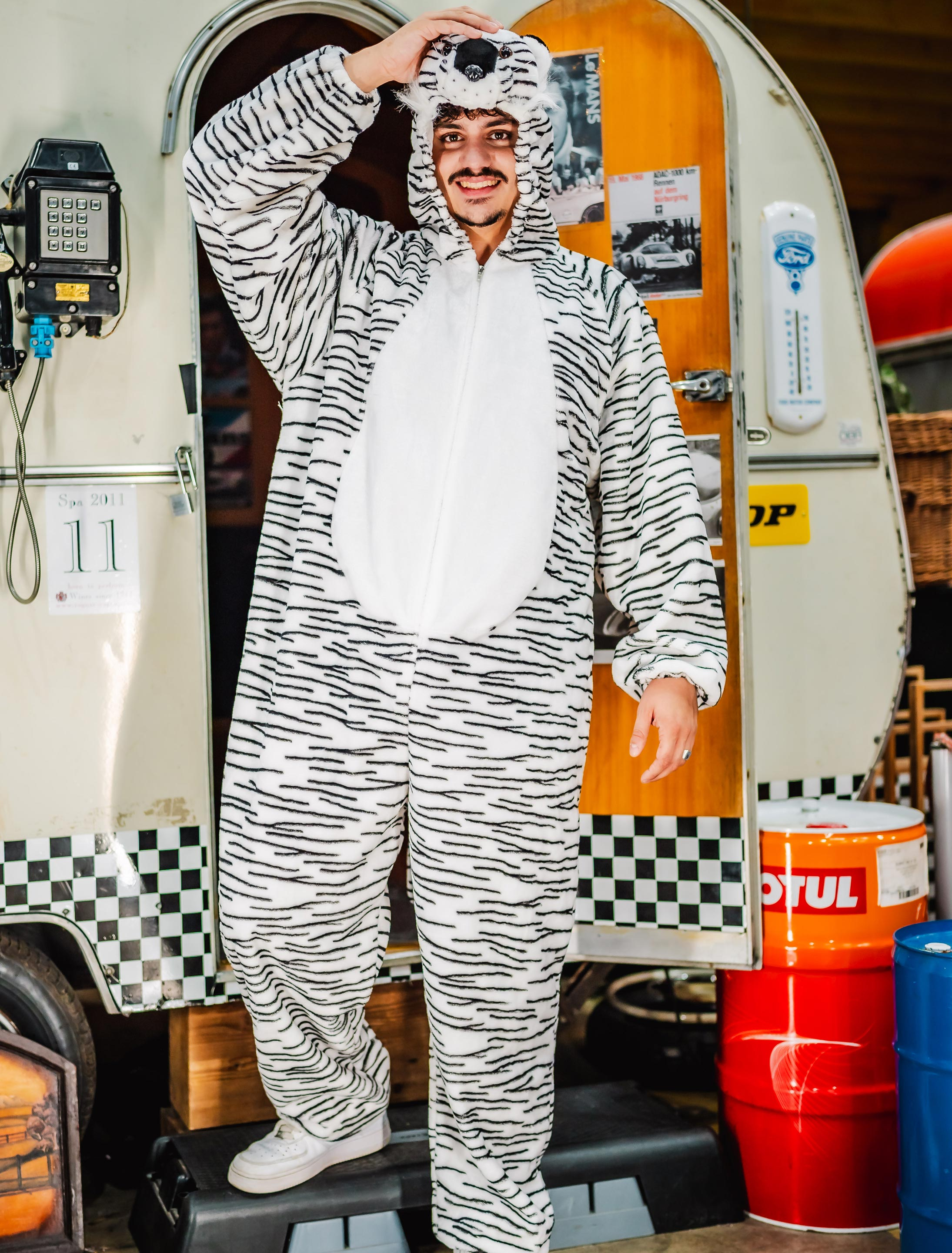 Overall Plüsch Tiger Herren schwarz/weiß 56-58