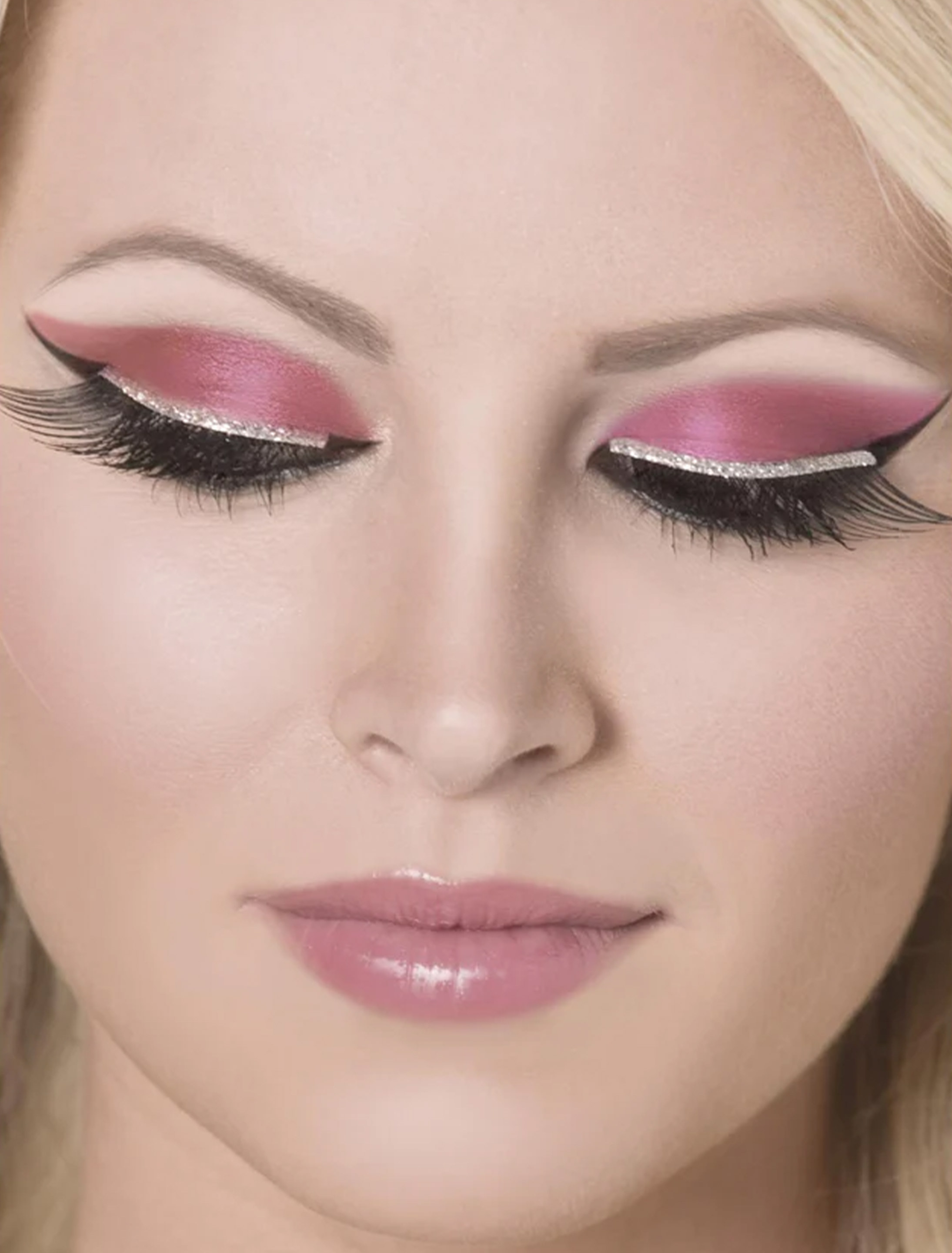 Wimpern gekreuzt mit Glitzerstreifen schwarz