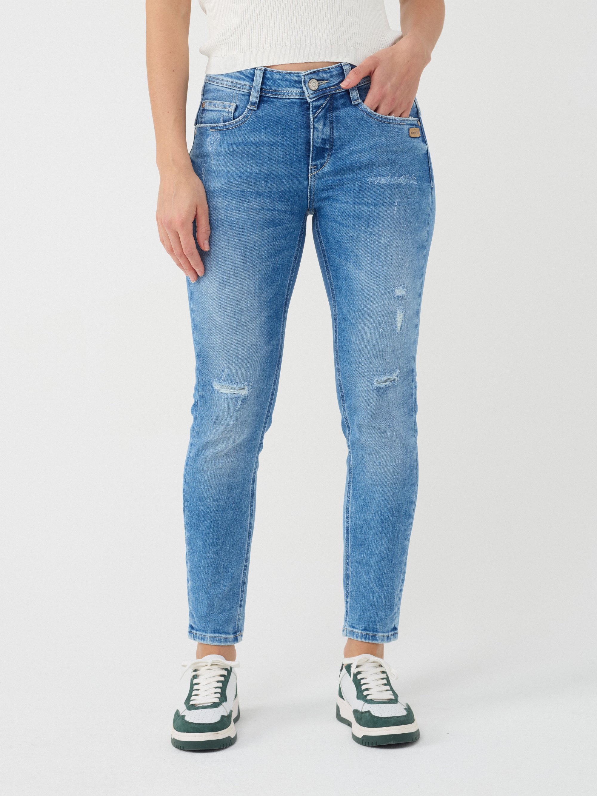 GANG Damen Jeans 94AMELIE CROPPED - relaxed fit Jeans azure blue destroy