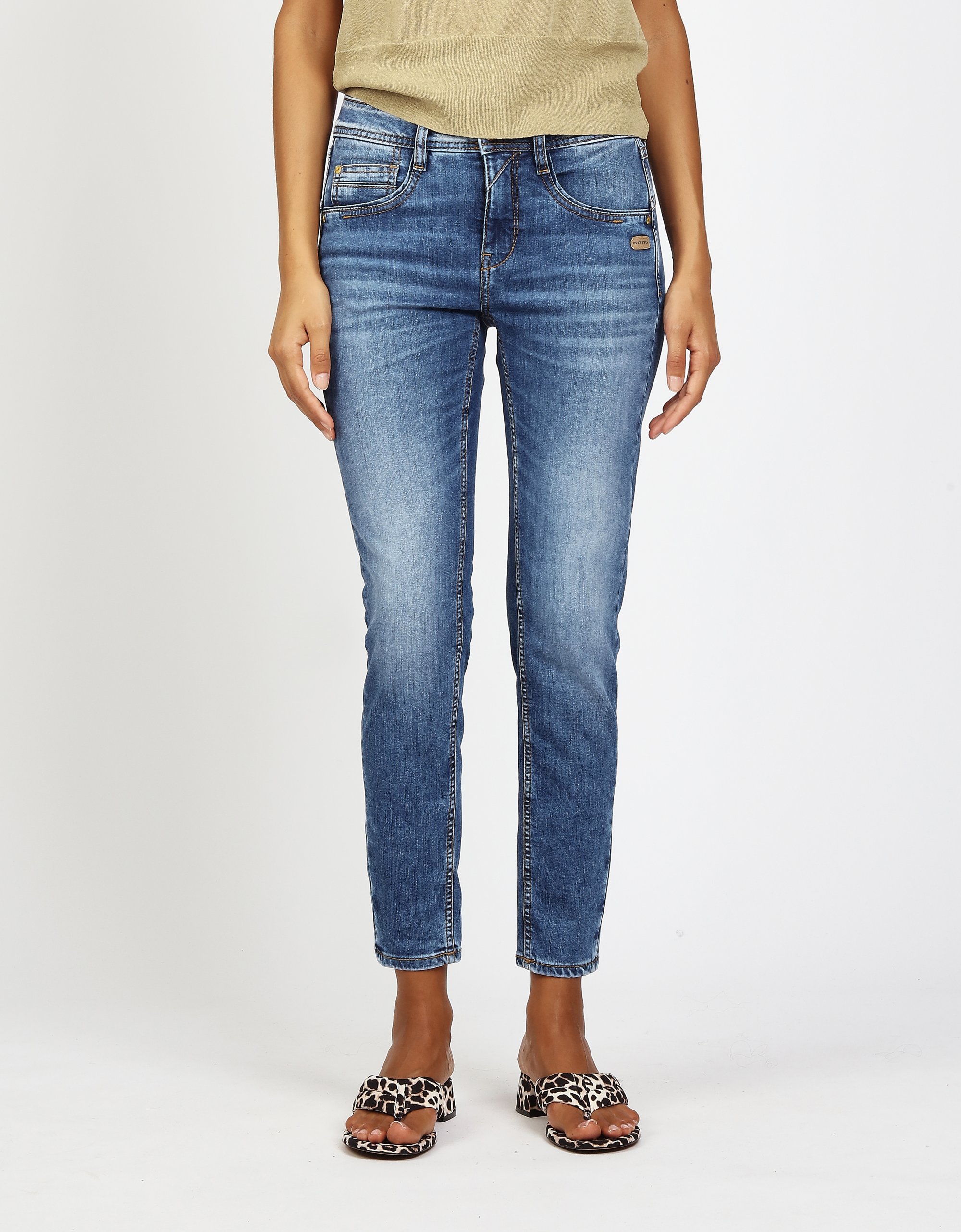 GANG Damen Jeans 94AMELIE CROPPED - relaxed fit Jeans solid midblue
