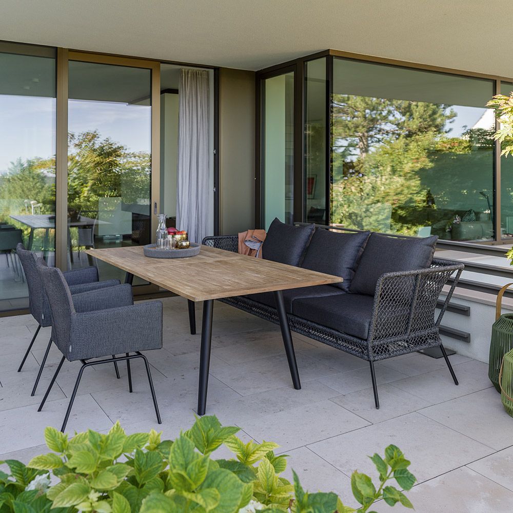 Stern 2x Sessel Artus VIP Edelstahl seidenenschwarz und Bank/Liege Odea mit Interno Tisch 180x100cm Alu scwarz Tischplatte Teak