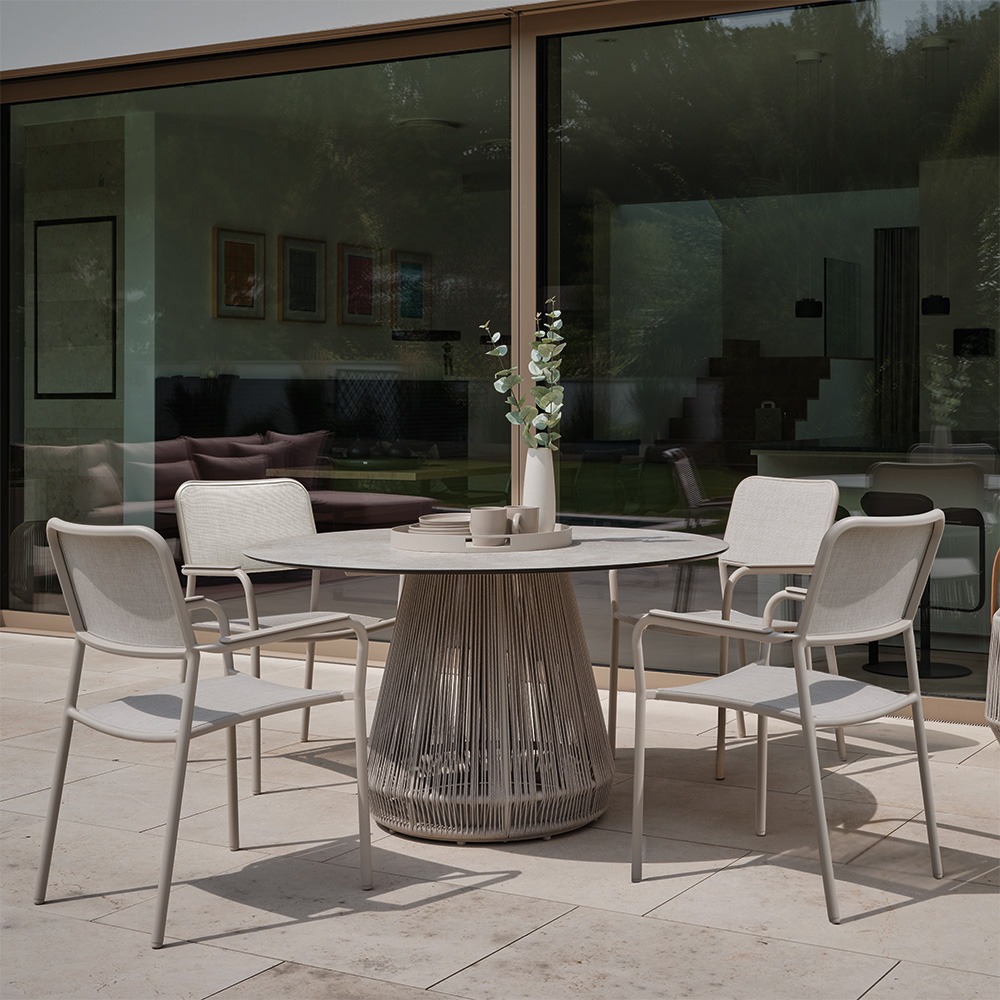Stern Gartenmöbel-Set 5-teilig Tisch Rhoda mit 4 Stühlen Joris Alu greige mit Textilenbezug Sesam light