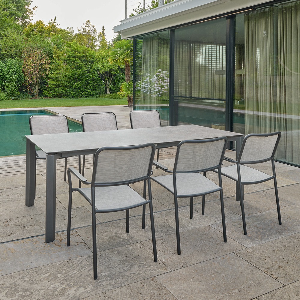 Stern Gartenmöbel-Set 8-teilig mit Penta Tisch anthrazit mit 6 Joris Stühlen Chia light