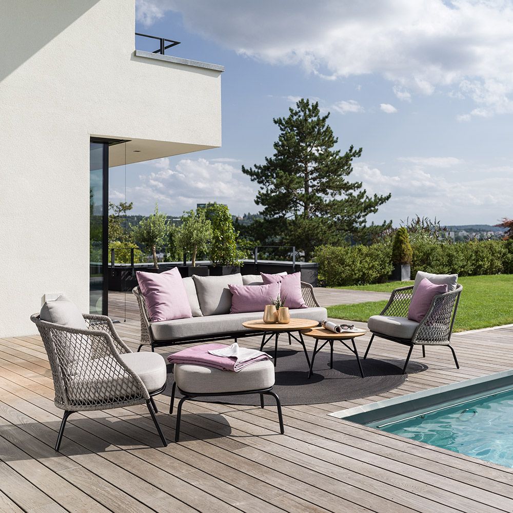 Stern Lounge Set Odea cream mit 3-Sitzer, 2 Lounge-Sessel, Hocker und 2 Beistelltische Frida