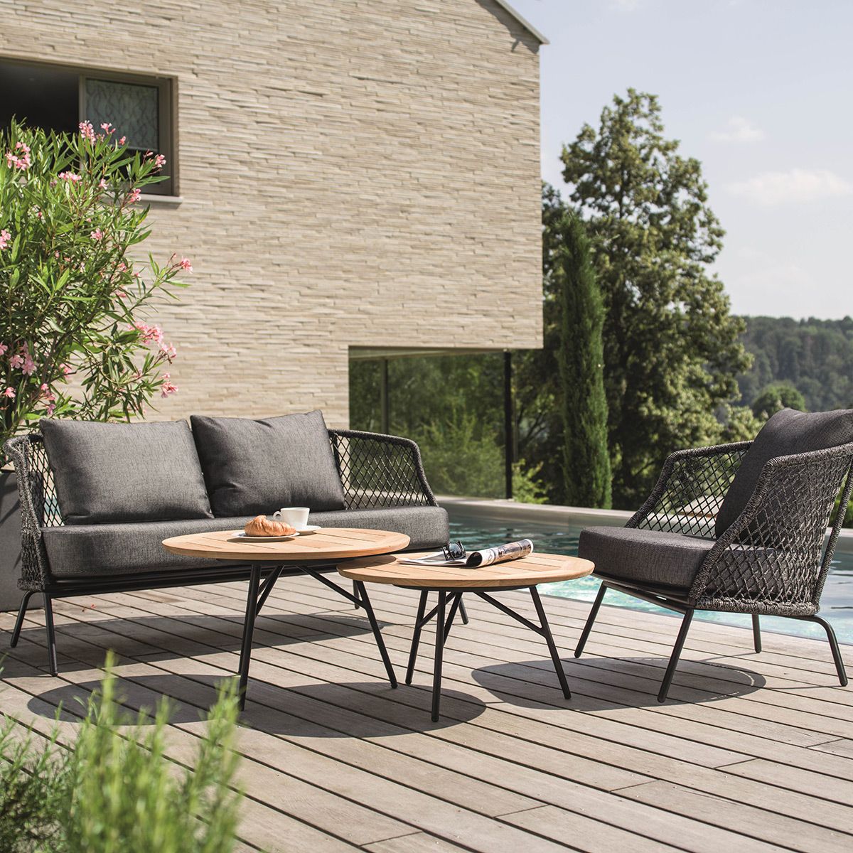 Stern Lounge Set Odea seidenschwarz 2-Sitzer mit Lounge-Sessel und zwei Beistelltische